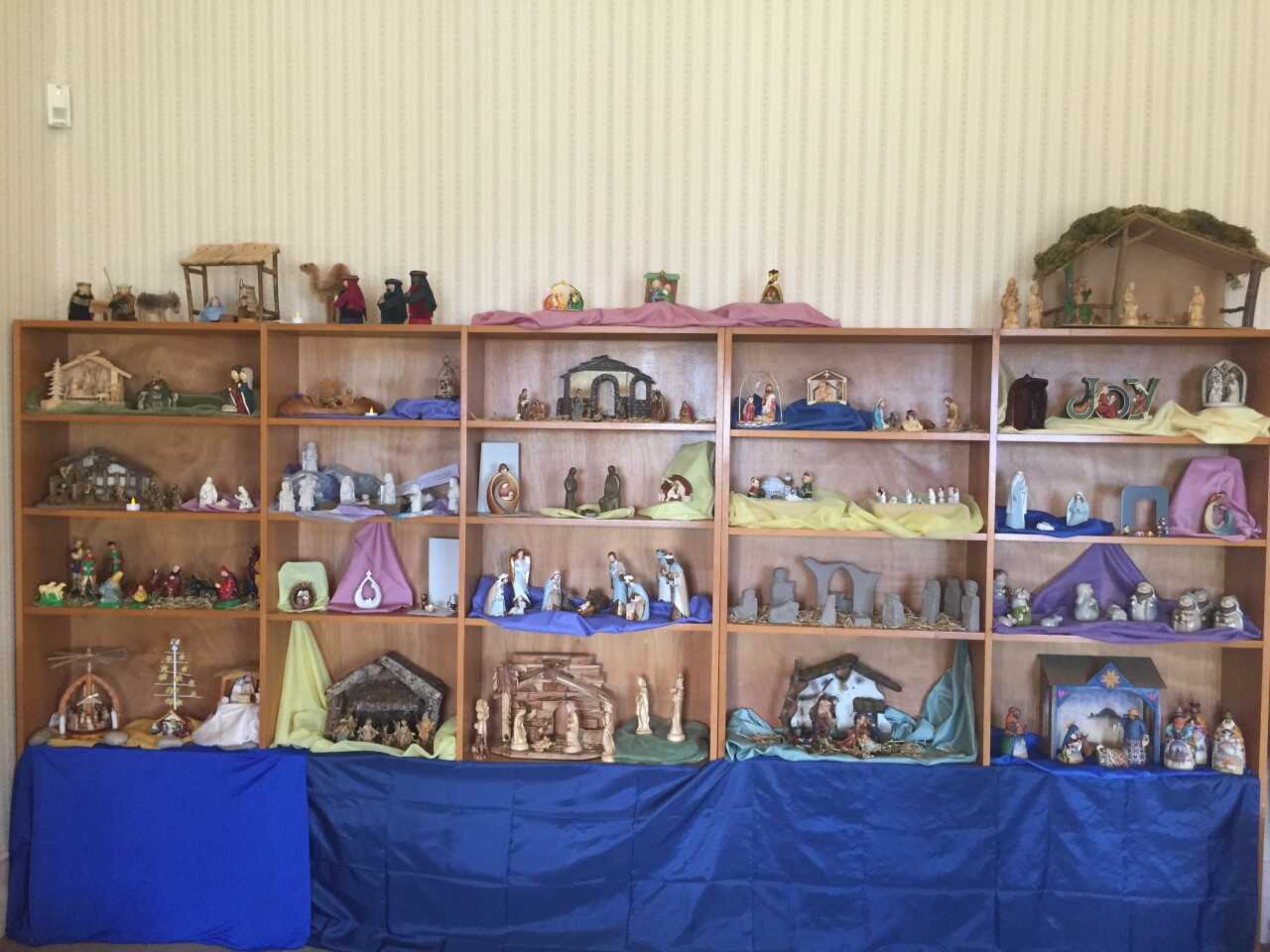 Gallery - 400+ Cribs in Fantastic Crib Festival Underway at Thornhill - until 6pm Sunday 26th November
